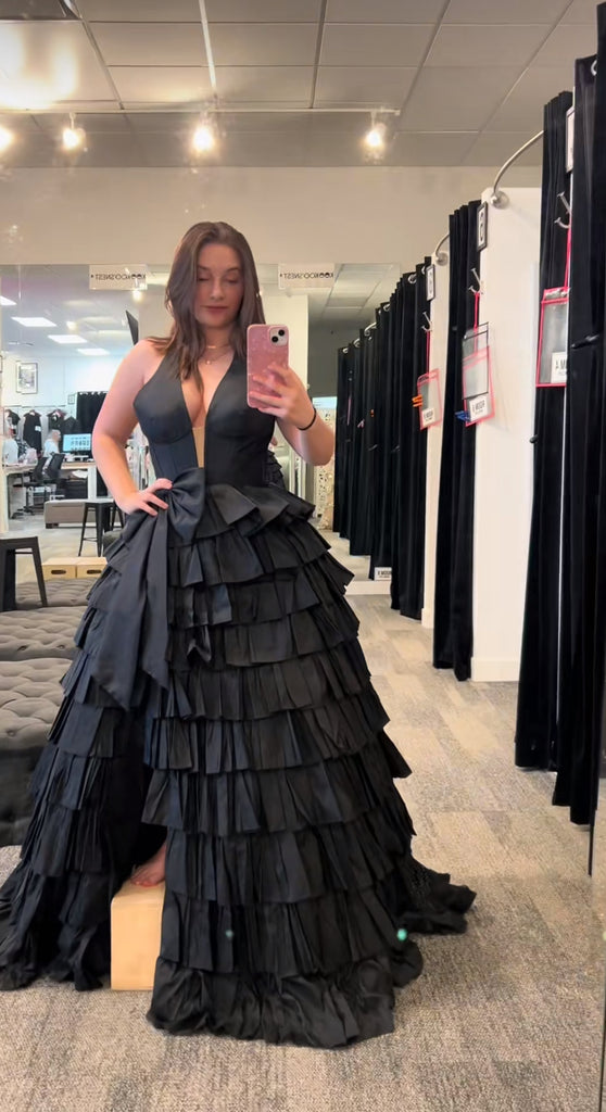 Sherri Hill 56822 IN STOCK Black Size 6