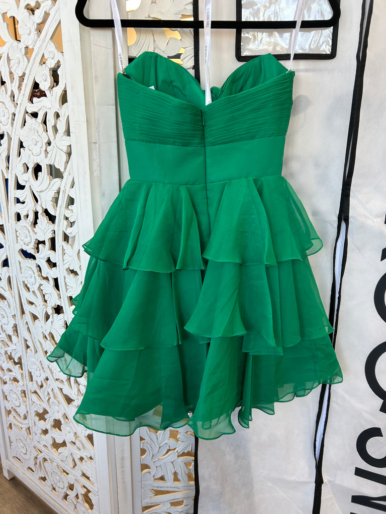 SHERRI HILL 57285 IN STOCK EMERALD SIZE 00