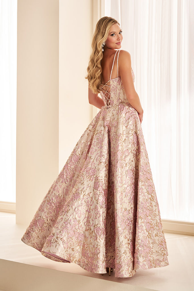 Ellie Wilde EW38067