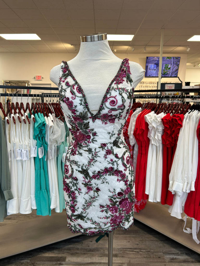 SHERRI HILL 57258 IN STOCK Ivory/Fuchsia Print size 2