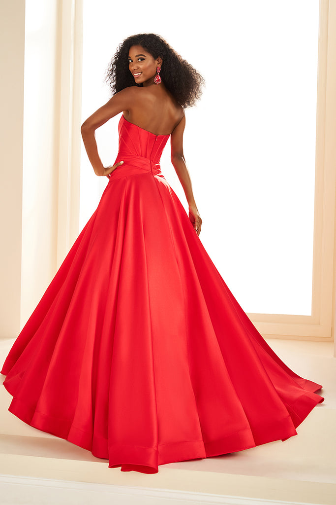 Ellie Wilde Prom Style EW36105