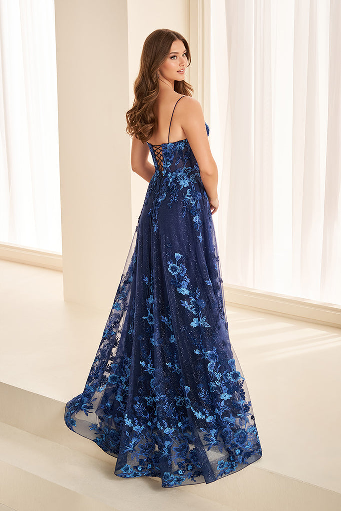 Ellie Wilde EW38054