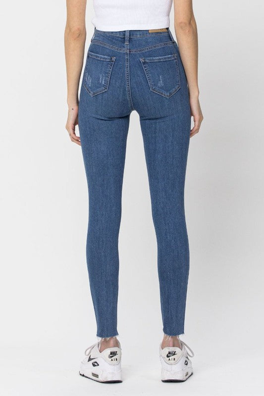 Hendrix - Skinny Jeans with Subtle Distressing