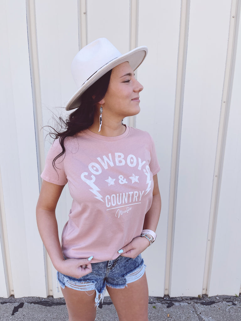 Cowboys - Graphic T-Shirt - Peach